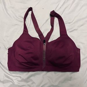 Victoria’s Secret Incredible Knockout Ultra Max Sports Bra